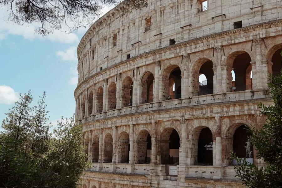 Rome: Colosseum and Altar of the Fatherland Elevator Ticket - Roman Forum and Palatine Hill first: why the order helps