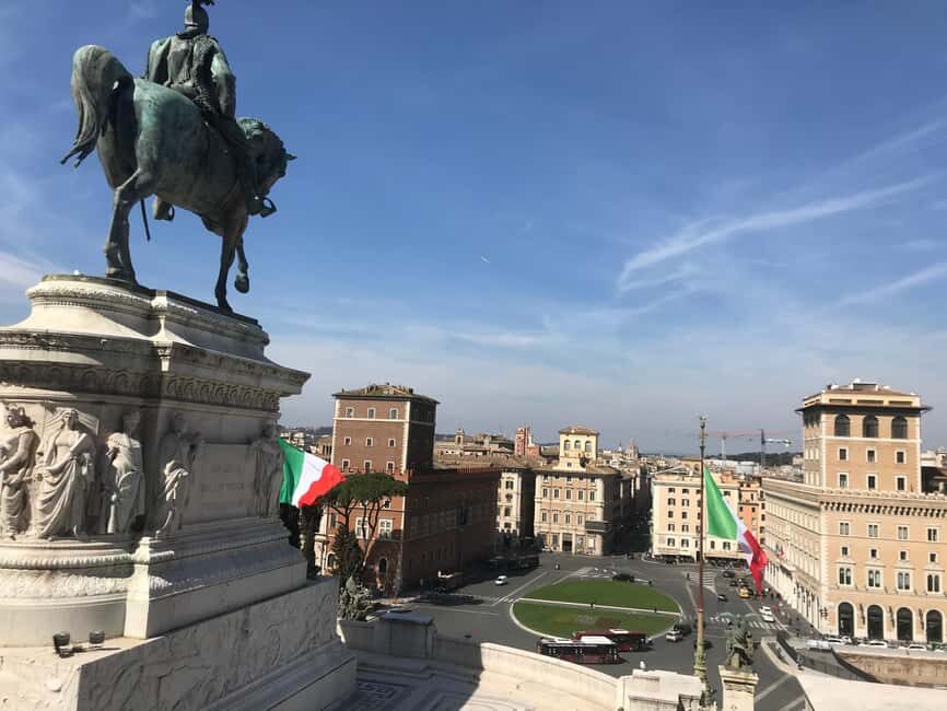 Rome: Colosseum and Altar of the Fatherland Elevator Ticket - The short multimedia video and smart audio guide combo