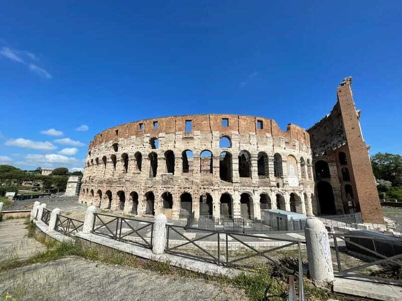Rome: Colosseum and Ancient Rome Small Group Guided Tour - Languages and Group Experience: You Can Choose Your Comfort