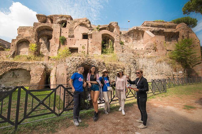 Rome: Colosseum and Ancient Rome Tour - Meeting point reality check: where you need to be and when