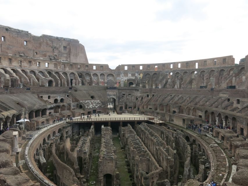 Rome: Colosseum Arena Floor, Roman Forum & Palatine Tour - How this tour feels in a real crowd (and why the group size matters)
