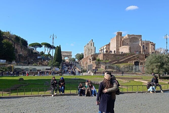 Rome: Colosseum Entry with Forum & Palatine - Palatine Hill: The First Nucleus of the Empire