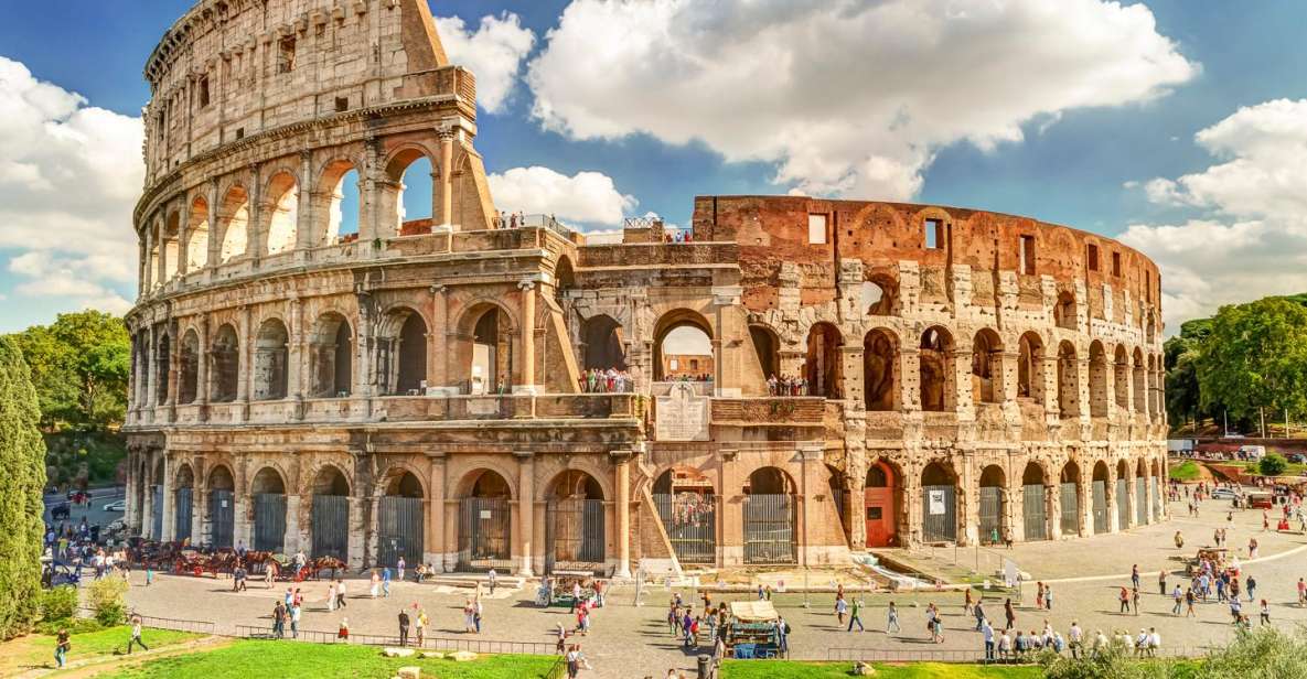 Rome: Colosseum, Forum and Palatine Hill Private Guided Tour - Meeting the guide at Colosseo: where Rome starts (literally)
