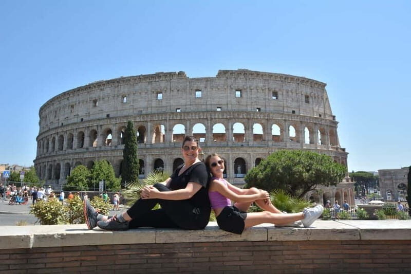 Rome: Colosseum, Forum & Palatine Hosted Entry Experience - Entering the Colosseum: How the Audio Guide Changes the Walk