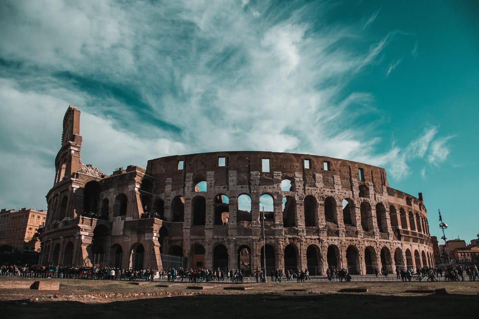 Rome: Colosseum, Forum, Palatine with Breakfast or Aperitif - Price: what you’re really paying for