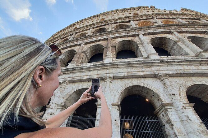 Rome: Colosseum Forums, Pantheon and City Highlights Private Tour - Piazza Venezia and Quirinal Palace Views for a Snapshot of Modern Rome