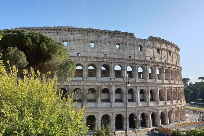 Rome: Colosseum, Palatine Hill and Roman Forum Group Tour - First Stop Depends on Ticket Time: Colosseum or the Forum Side