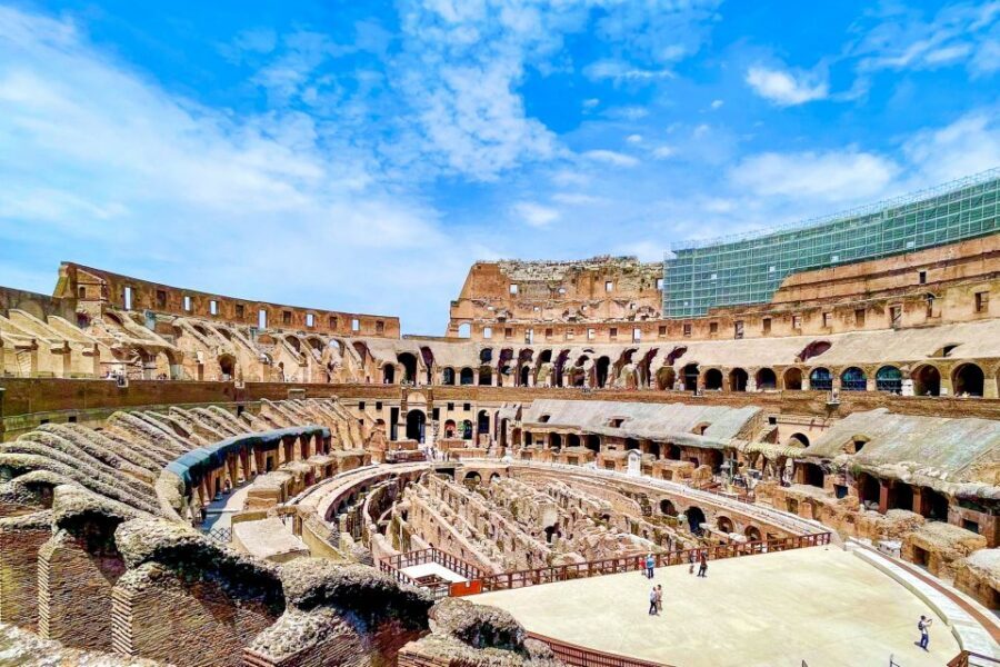 Rome: Colosseum, Palatine Hill and Roman Forum Guided Tour - Inside the Colosseum: how the guide turns ruins into a scene