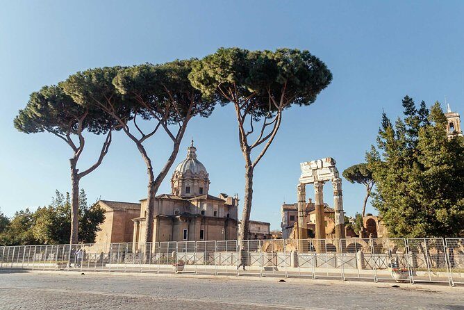 Rome Colosseum PRIVATE TOUR with a Local Private Guide - Price and logistics: what $34 covers and what costs extra