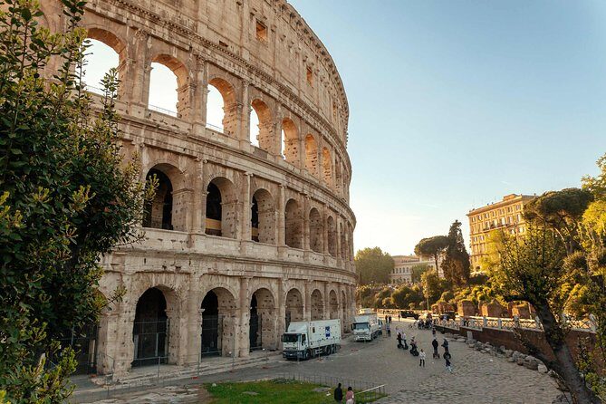 Rome Colosseum PRIVATE TOUR with a Local Private Guide - Does this tour feel worth it for you?