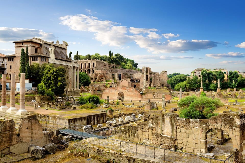 Rome: Colosseum, Roman Forum and Palatine Hill Guided Tour - Express Colosseum-only option: when it’s the better fit
