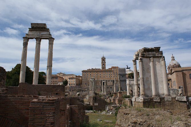 Rome: Colosseum, Roman Forum and Palatine Hill Private Tour - Palatine Hill and the Emperors’ World on Your 45-Minute Climb