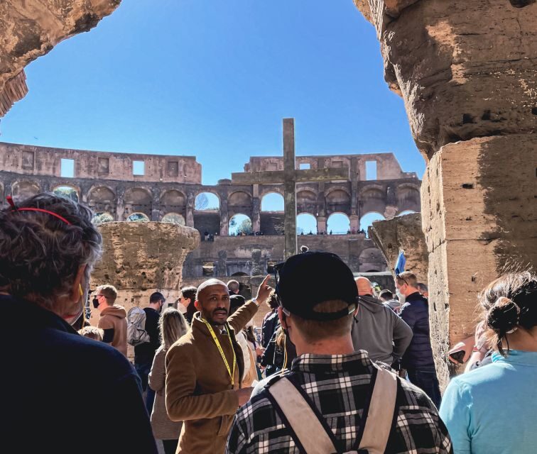 Rome: Colosseum, Roman Forum & Palatine Hill Group Tour - How the guides keep you moving: headsets, pacing, and crowd control