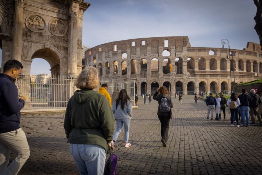 Rome: Colosseum, Roman Forum & Palatine Hill Guided Tour - Meeting Points and Getting There Without Stress