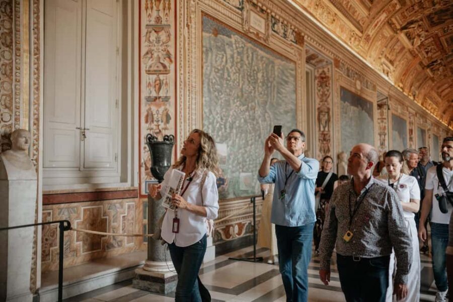 Rome: Colosseum, Vatican Museums & Historic Center in a Day - Trevi, Pantheon area views, and why the walk matters more than the checklist