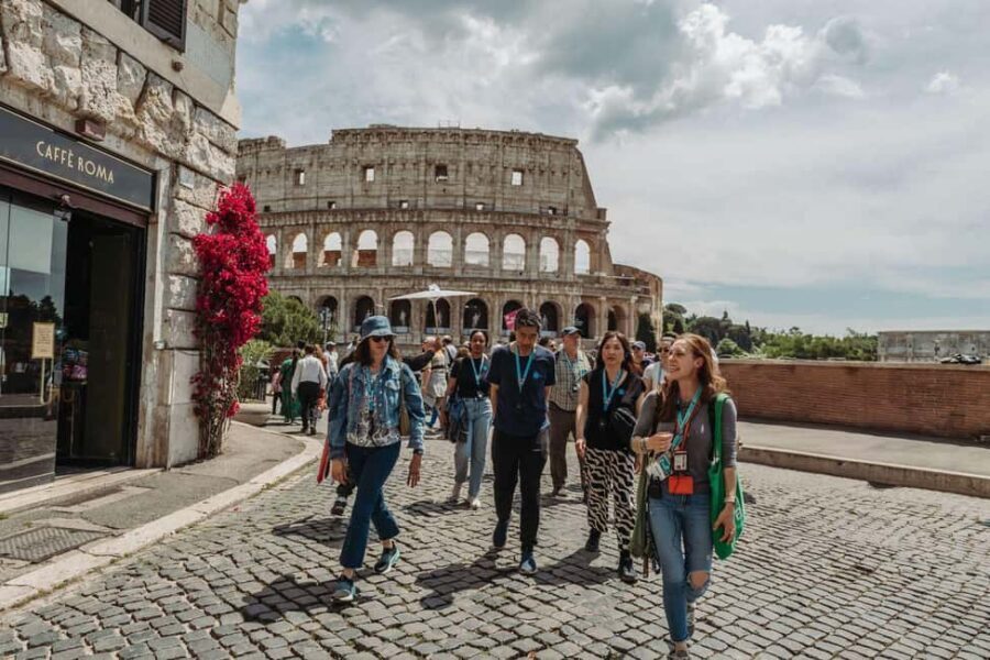 Rome: Colosseum, Vatican Museums & Historic Center in a Day - Piazza Navona start and the morning piazza-to-piazza route