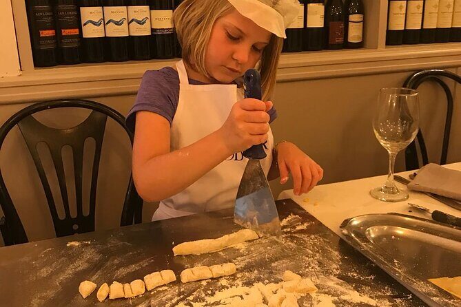 Rome Cooking: Pasta & Tiramisu Making, Free-Flowing Fine Wine - Group vibe and teaching style: the social part is built in