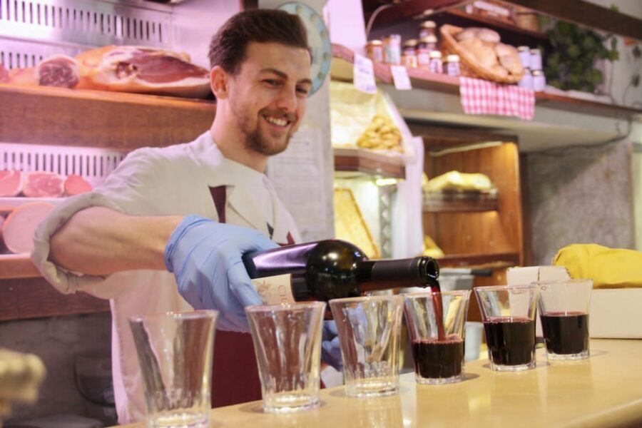 Rome: Discover Trastevere Street Food Guided Tour - Supplì Stop: The Iconic Roman Rice Ball Bite