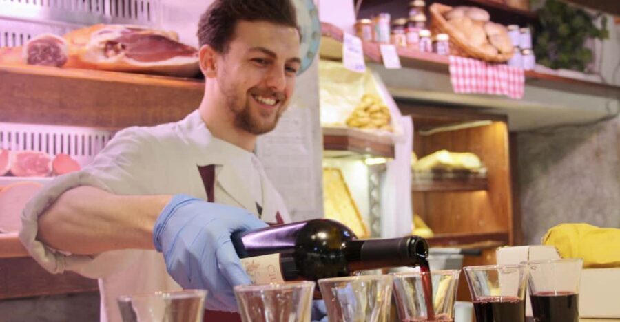 Rome: Discover Trastevere Street Food Guided Tour - Pizza al Taglio Stop: Roman-Style Slice-by-the-Plate