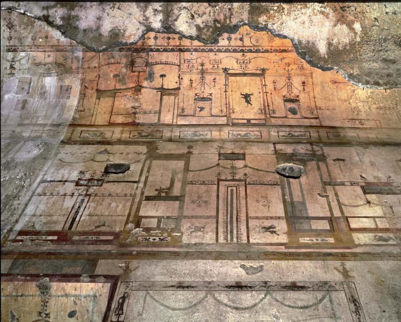 Rome: Domus Aurea Guided Tour and Virtual Reality Experience - Meeting at Colosseo: finding the C.I.S Tours desk
