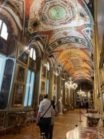 Rome: Doria Pamphilj Gallery Guided Tours - Inside the palace: golden halls, silk rooms, and frescoed corridors
