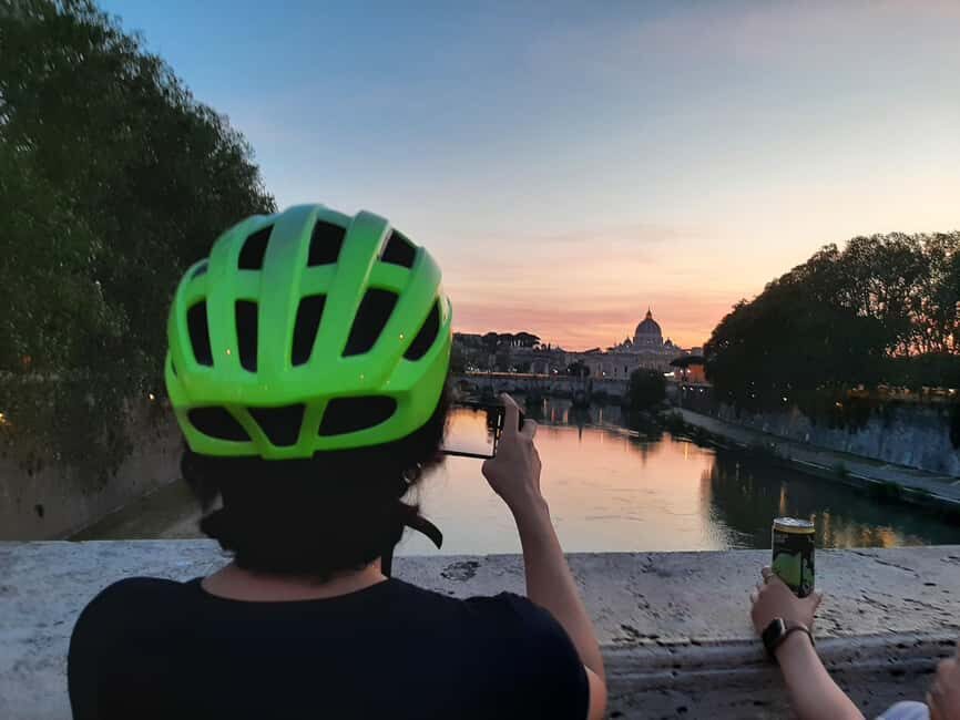 Rome: E-Bike Sunset Tour with Pizza Option - Piazza Venezia and Trevi Fountain: Classic Rome, Timed for Twilight