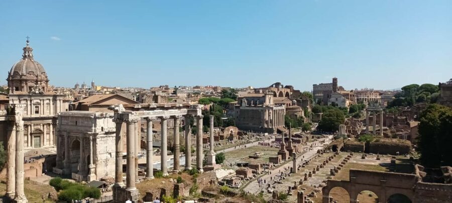 Rome: E-Bike Tour of the Seven Hills - Quirinale to Trevi: Power, Drama, and a Quick Photo Break