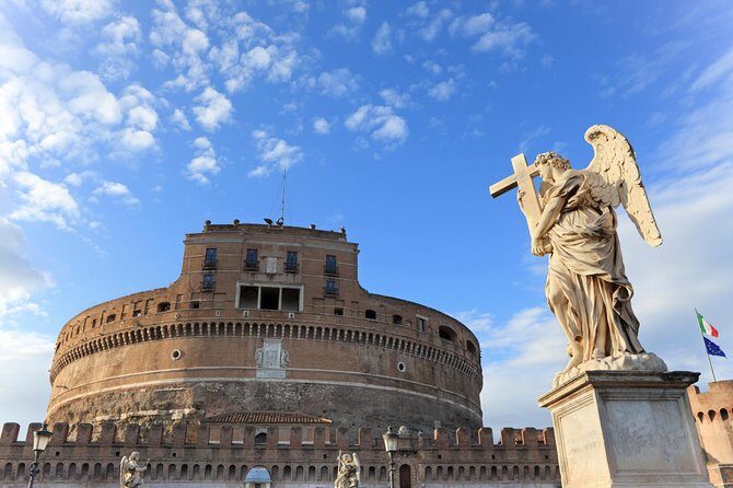 Rome E-Bike Tour – Premium Small Group with Local Guide - Meeting on Via dei Soldati and getting set up right
