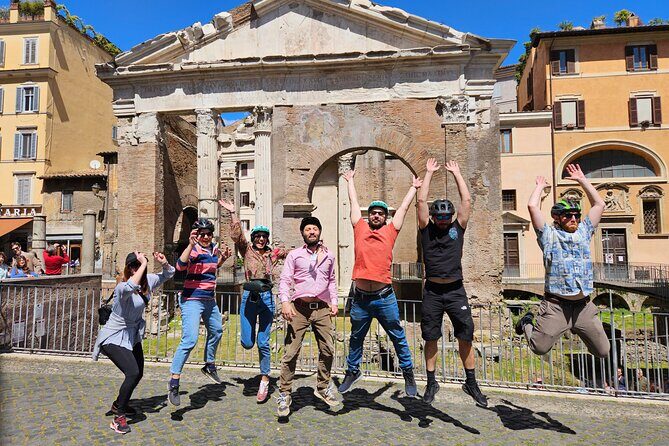 Rome E-Bike Tour with a Local! Top Attractions & Hidden Gems! - Piazza del Campidoglio: Viewpoints That Actually Earn the Pause