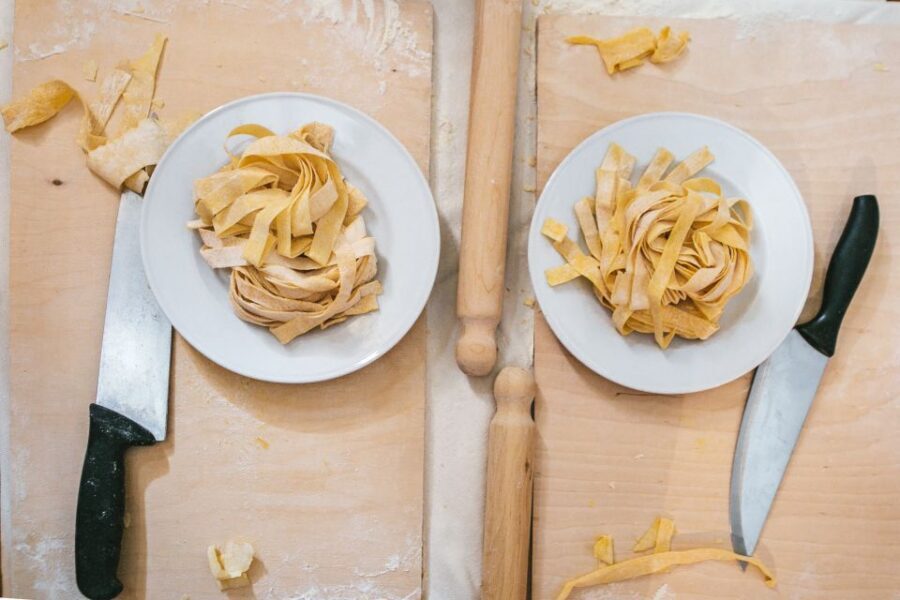 Rome: Enjoy Spritz and Pasta Making in Piazza Navona - Your Spritz lesson: the drink you’ll actually remember