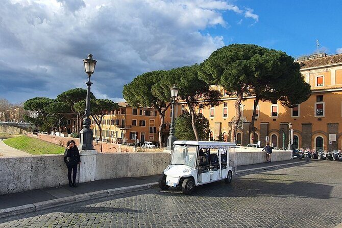 Rome Evening Golf Cart Tour w/ Pizza & Gelato Dinner Max 6 People - Hadrian’s Temple and Trevi Fountain: coin toss with movie-stamped romance