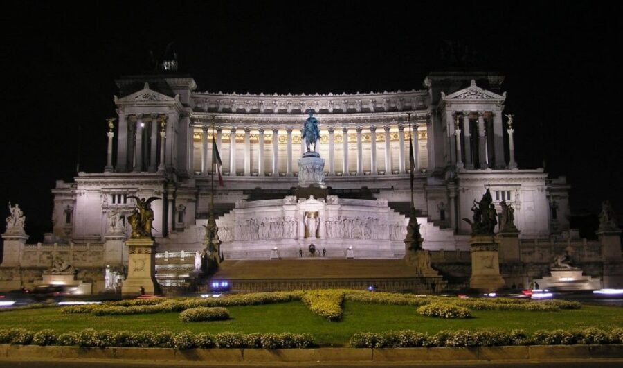 Rome Evening Walking Tour - What the guides do well (and why it boosts your value)