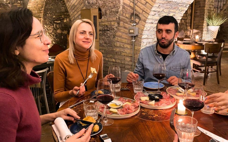 Rome: Exclusive Candlelight dinner in Agrippa's Roman Bath - Who This Candlelight Agrippa Dinner Suits Best