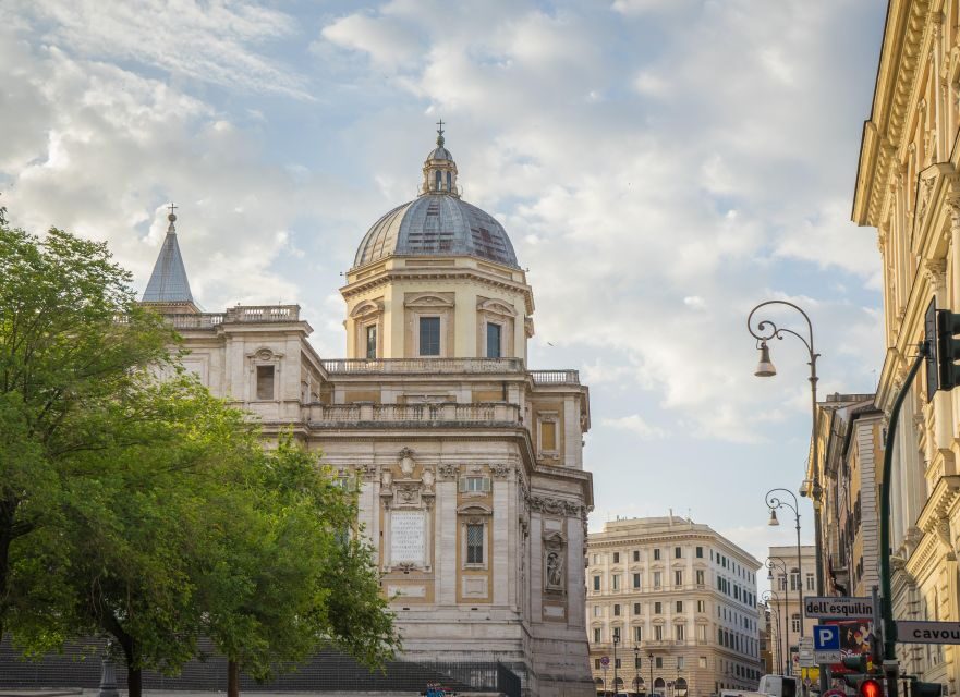 Rome: Exclusive Three Basilicas Tour with Dedicated Car - Using the private car: fewer steps, better conversations