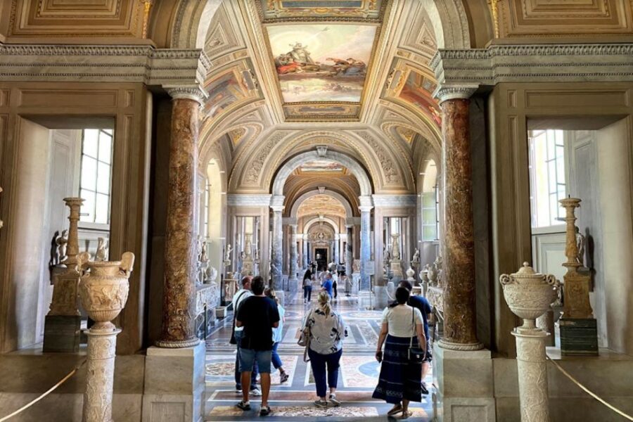 Rome: Express Early Morning Sistine Chapel Small Group Tour - Early-Morning Access to the Vatican: Why This Tour Works