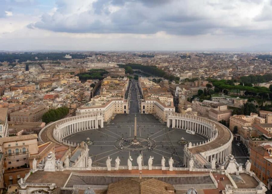Rome: Fast-Track Ticket to Vatican Museum & Sistine Chapel - Fast-track entry at the Vatican: what you’re really paying for