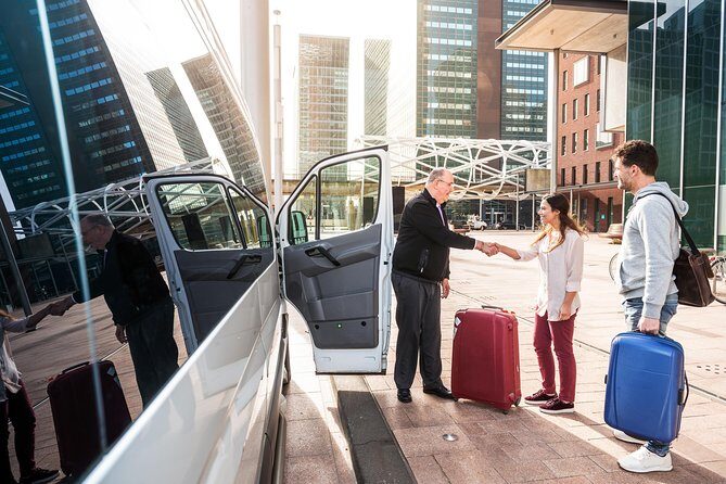 Rome Fiumicino Airport (FCO) Private Departure Transfer from Rome City Hotels - Entering FCO without the public-transport scramble