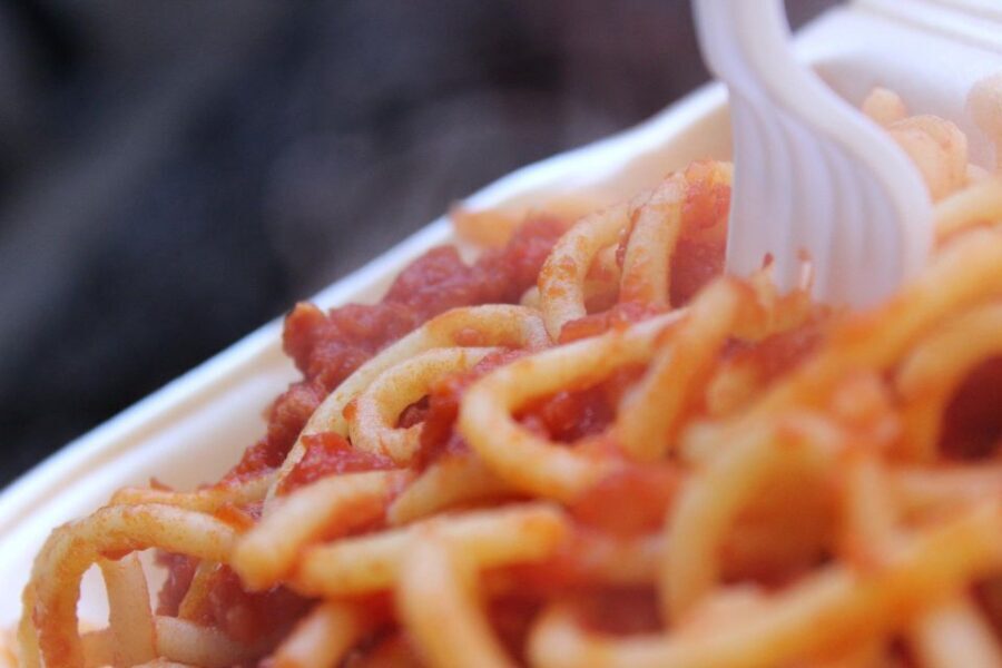 Rome: Food and Wine Tour, Trastevere and Jewish Ghetto - Wine and a Roman tavern table: pasta choices you can order later