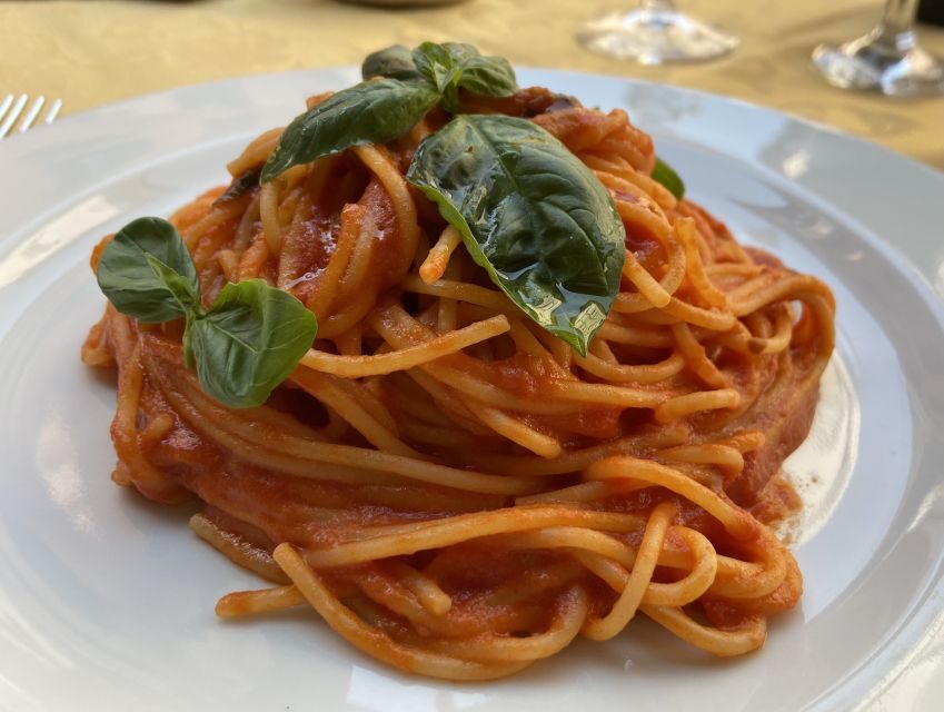 Rome: Food Tour near Vatican City with Wine - Should you book it?