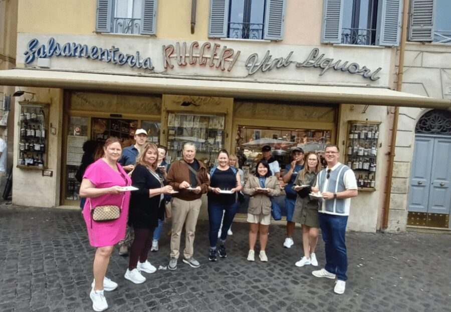 Rome: Food & Wine Tour of Campo de Fiori, Ghetto, Trastevere - Trastevere Pasta Tasting and Gelato That Actually Makes Sense