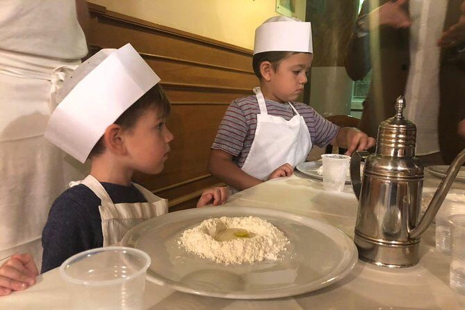 Rome For Kids: Small Group Pizza Making Class - The meal after: wine, dessert, and what you might get with your pizza