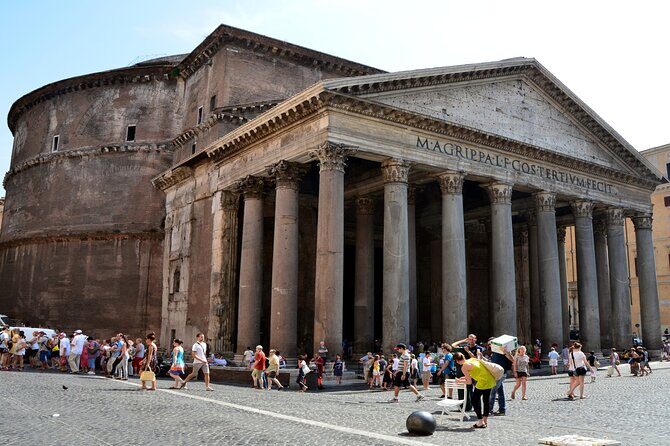 Rome: Fountains and Squares with Tasting, Semi-Private Tour - Trevi Fountain at a walking pace: Oceanus, coins, and crowd strategy
