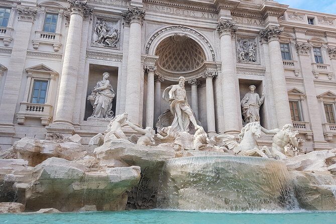 Rome: Fountains and Squares with Tasting, Semi-Private Tour - Piazza Navona: the stadium shape under the Baroque glamour