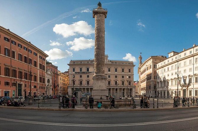 Rome Fountains & Squares Walking Tour–Small Group w/ Local Expert - The Pantheon stop: from ancient temple to royal Italy shrine