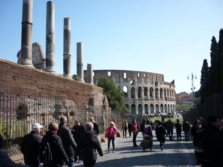 Rome: Full Day Tour Colosseum and Vatican Museums with lunch - Colosseum start: the moment you walk in