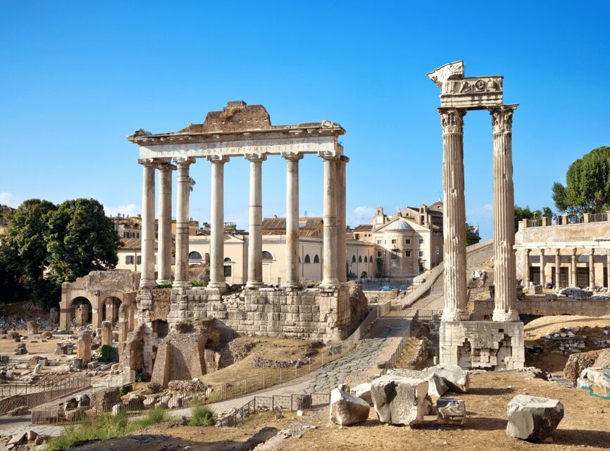 Rome: Full Experience Colosseum Arena Tour (MAX 10 PEOPLE) - Who should book this 10-person Colosseum + Forum tour