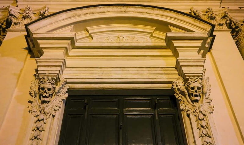 Rome: Ghosts & Bone Crypts Tours: 2 Tours, 1 Discount Ticket - Two tours, one dark storyline: how the combo works