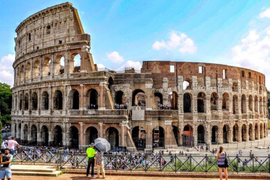 Rome: Golf Cart City Tour with Hotel Pickup & Gelato - Trevi Fountain and the Spanish Steps: Big Photos, Quick Traditions