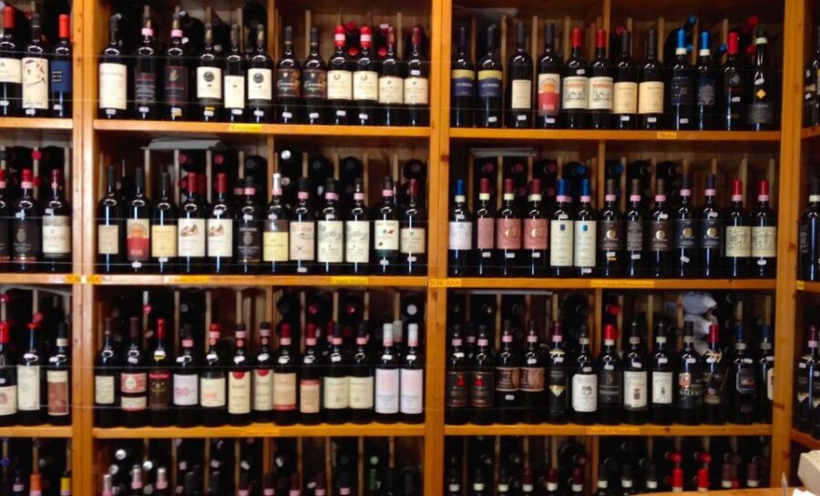 Rome: Gourmet Wine and Dine in a Luxury Restaurant - Who should book this wine-and-dine dinner