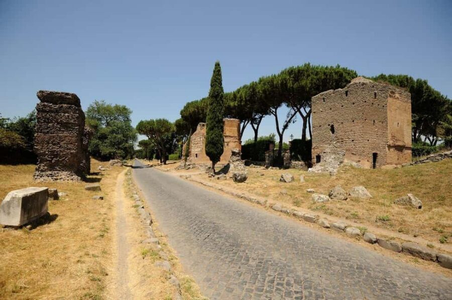 Rome: Guided Catacombs Tour & Capuchin Crypt (Audio Guide) - The open-bus transfer and Hop-On Hop-Off rhythm